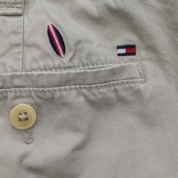 Tommy Hilfiger Shorts Men's Bermuda Size 38 Beige - Picture 8 of 12